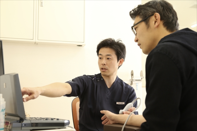 レントゲン写真と渋谷院長